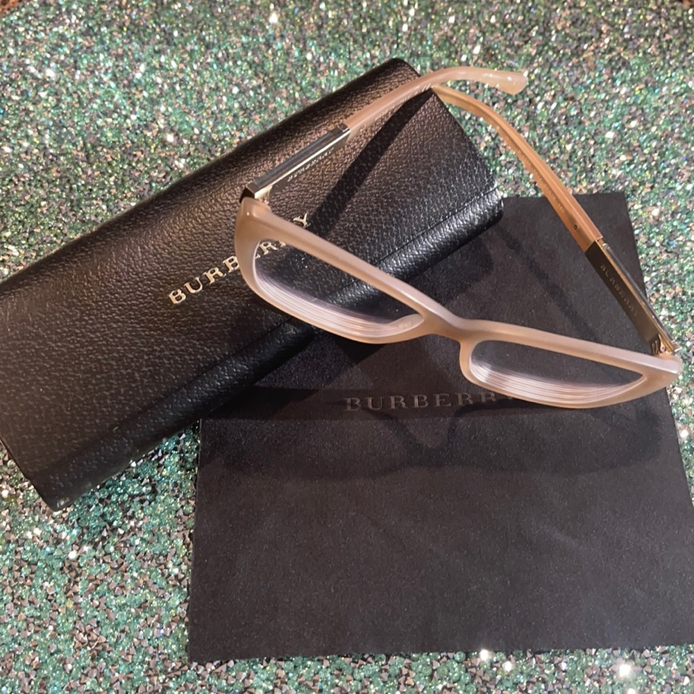 Burberry BE2232 Italian designer frames